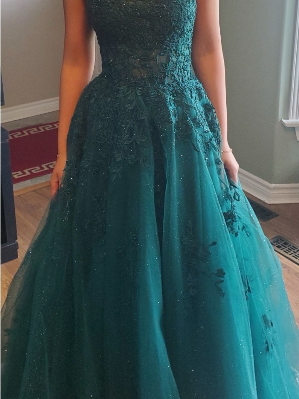 Elegant Teal Ball Gown Prom Dress with Lace Appliqué